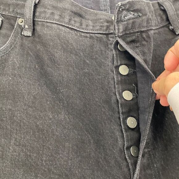 Levi's 501 Women's Denim Jeans Button Fly Straight Leg Black Size 42/30 - Picture 5 of 13